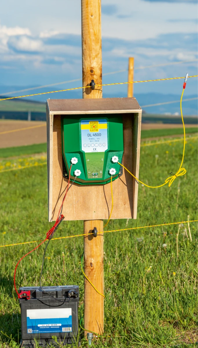 Poziționarea, montarea și conectarea corectă a aparatului gardului electric
