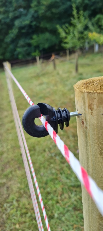 Recenzie produs - Frânghie gard electric - 500 m - 590 kg - 0,4 Ω/m - agroelectro.ro