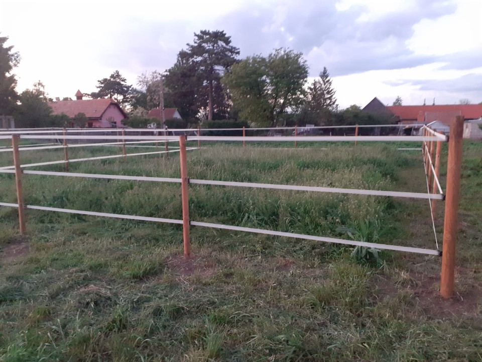 Recenzie produs - Bandă gard electric - 40 mm - 500 m - 120 kg - 0,38 Ω/m - agroelectro.ro