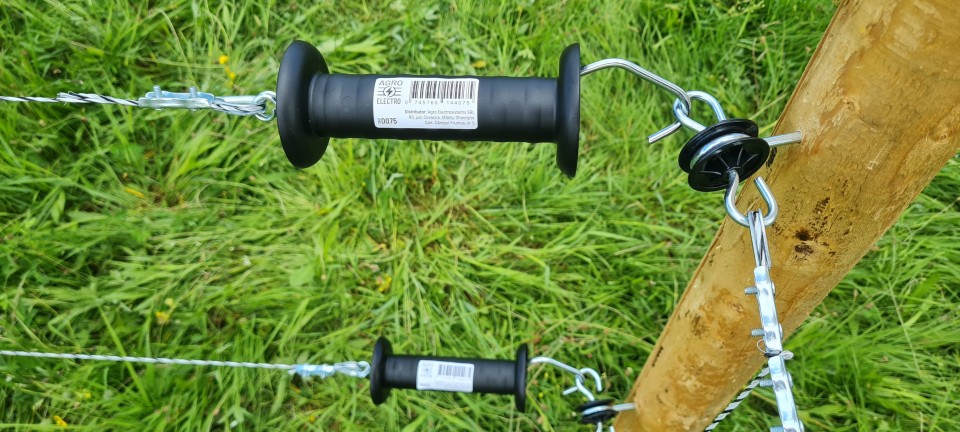 Recenzie produs - Izolator poartă, cu holțșurub - agroelectro.ro