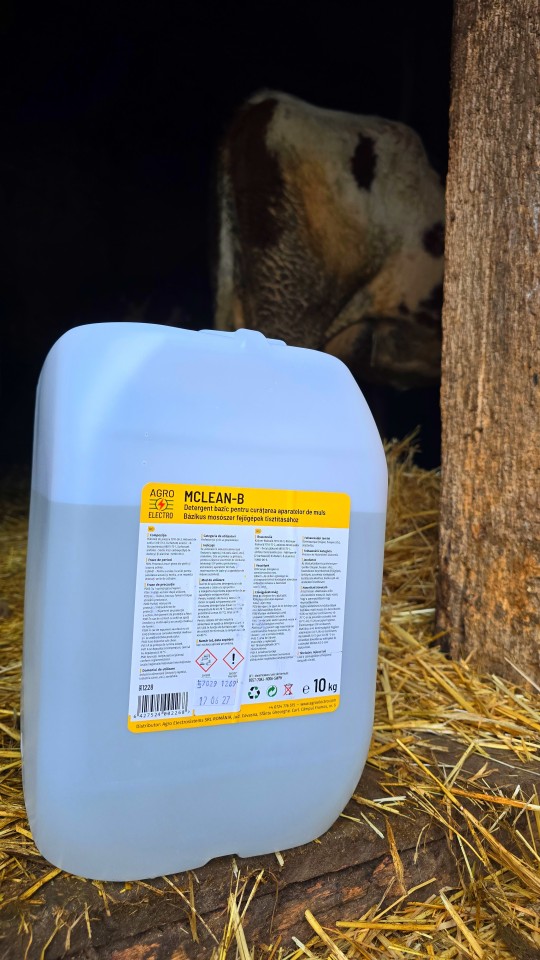 Recenzie produs - Detergent bazic pentru curățarea aparatelor de muls, MCLEAN-B, 10 kg :: 10 kg - agroelectro.ro