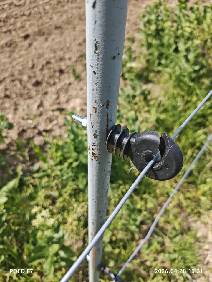 Recenzie produs - Izolator inelar cu picior metric M6 - agroelectro.ro