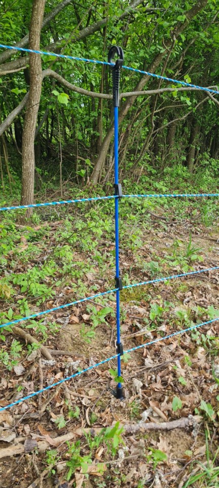 Recenzie produs - Stâlp din fibră de sticlă, AKO Oval Premium, 110 cm, albastru, 10 buc. - agroelectro.ro