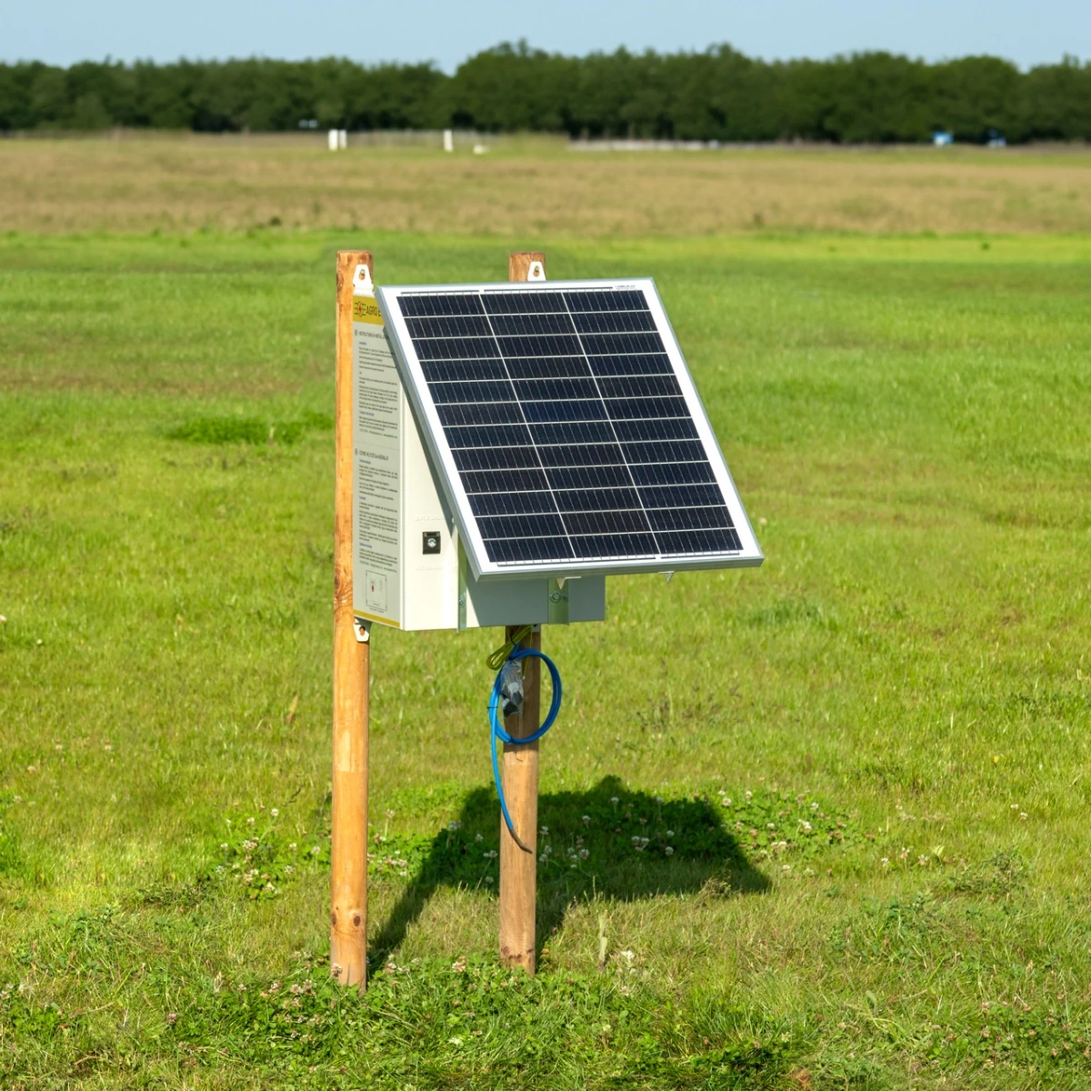 Aparat gard electric compact DL 7200 cu sistem solar 50 W