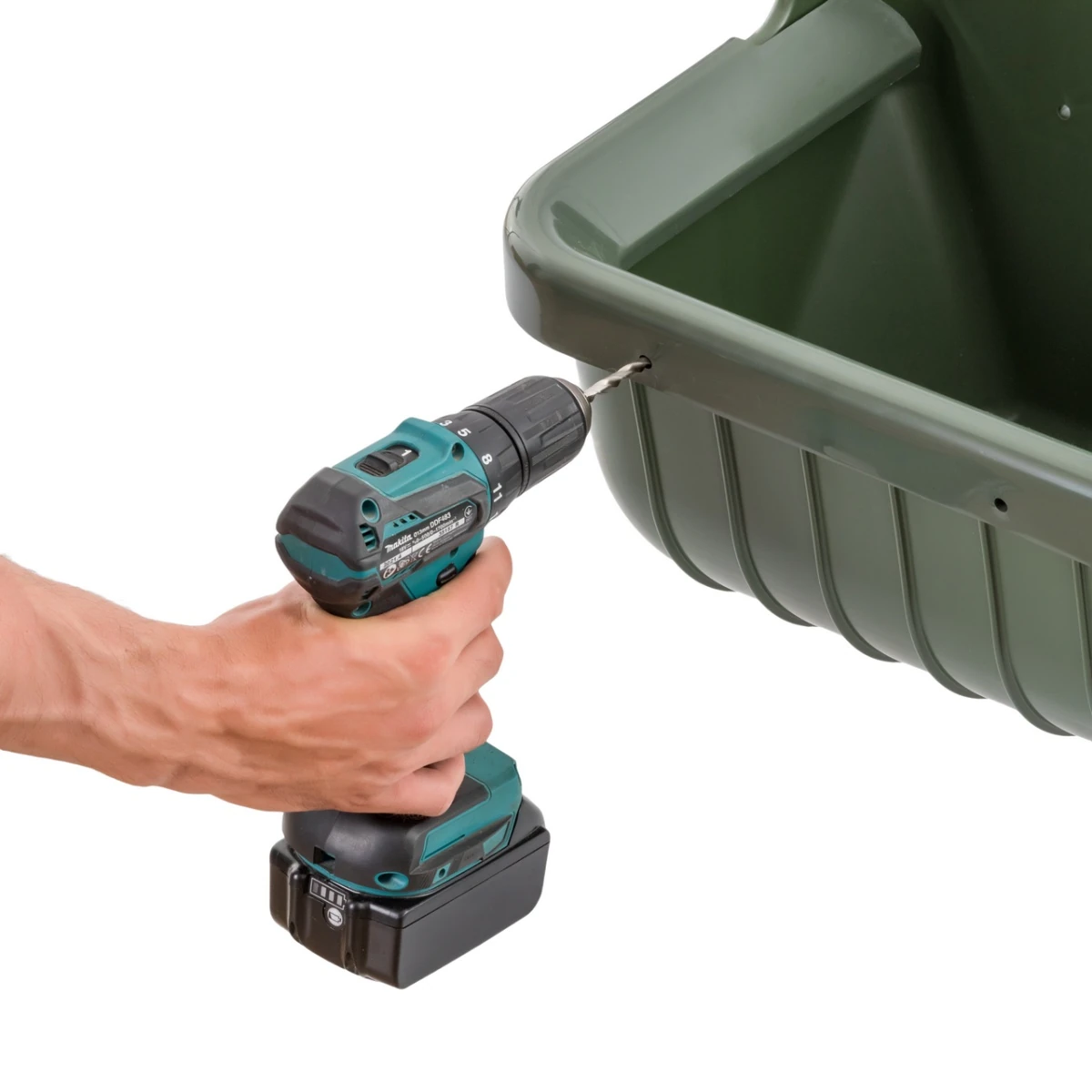 Hrănitoare din plastic pentru vaci, cu margine de protecție, 15 litri