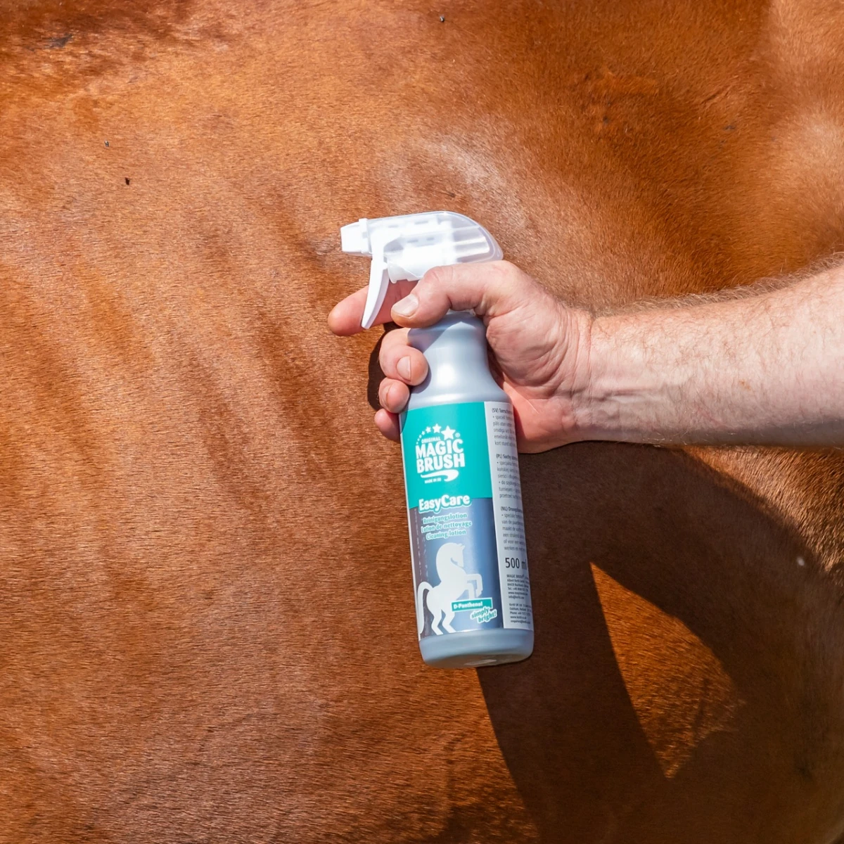 Spray de curățare pentru cai, MagicBrush, 500 ml