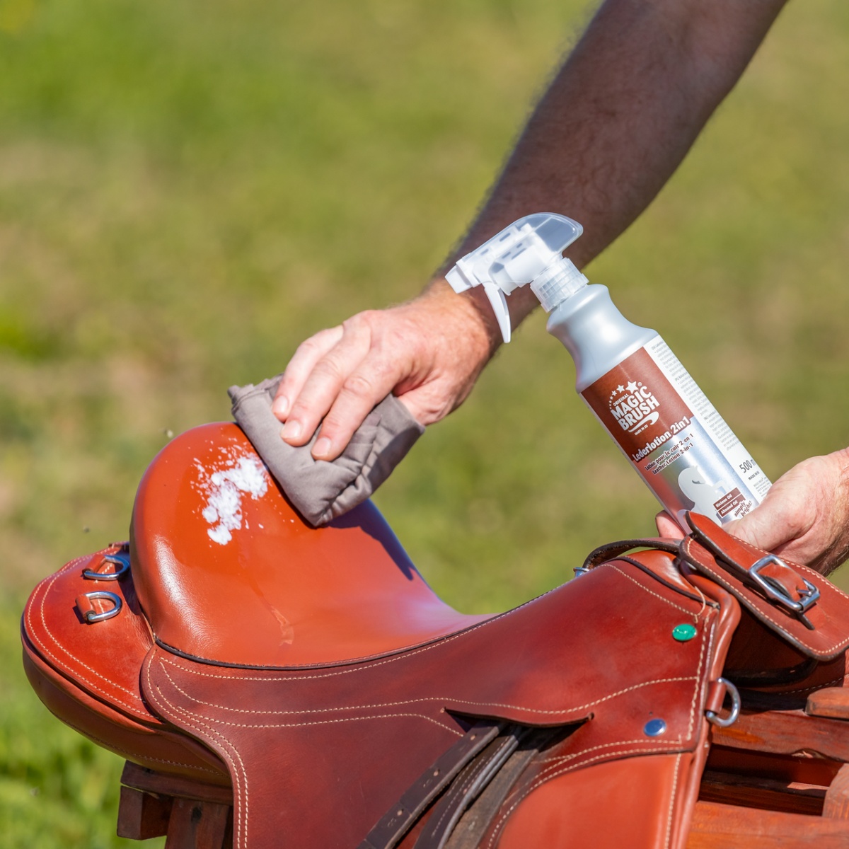 Loțiune pentru piele 2 în 1, MagicBrush, 500 ml