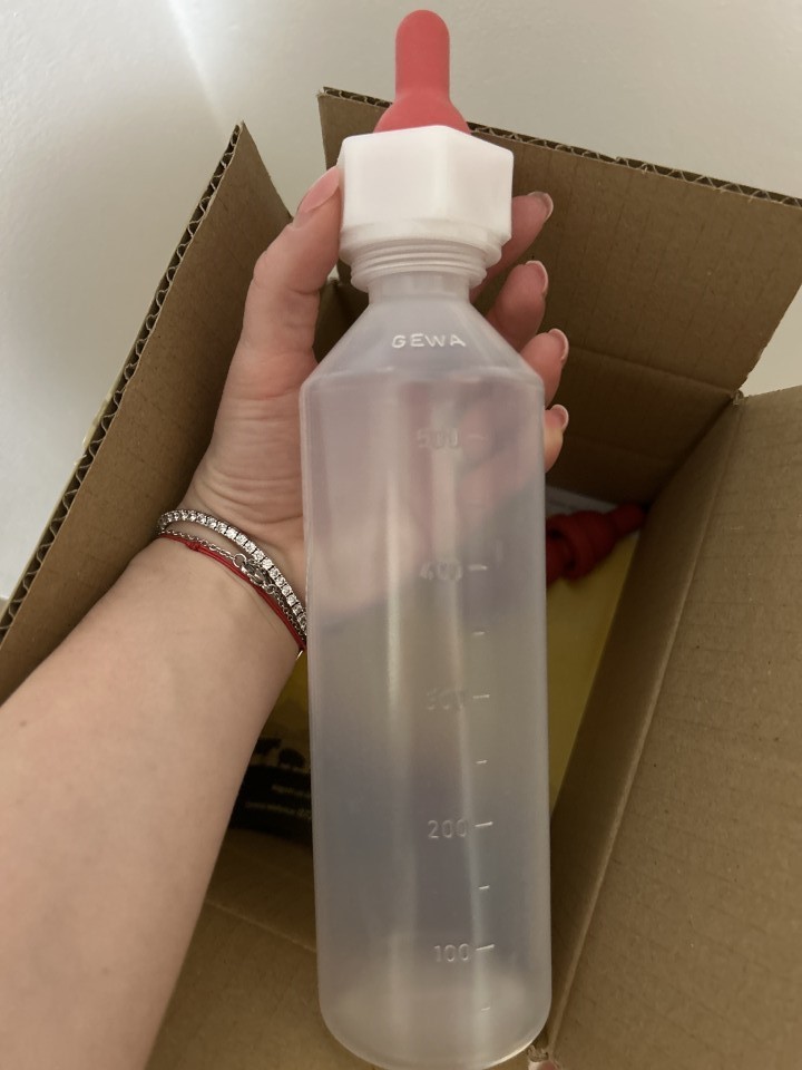 Recenzie produs - Bidon de alăptare pentru miei și iezi, 500 ml - agroelectro.ro