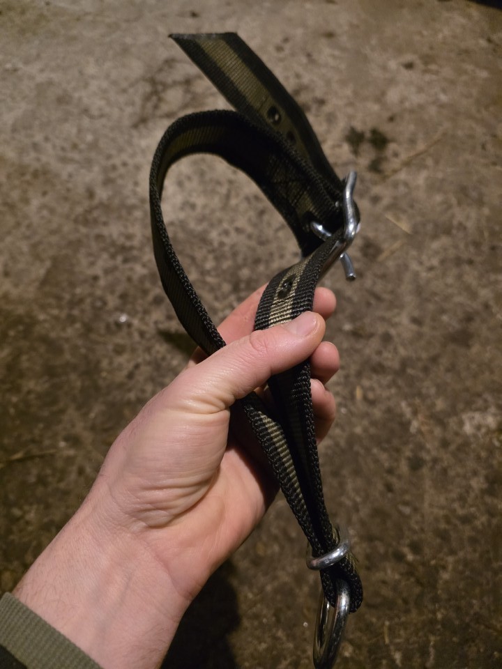 Recenzie produs - Curea pentru vaci, 85 × 4 cm - agroelectro.ro