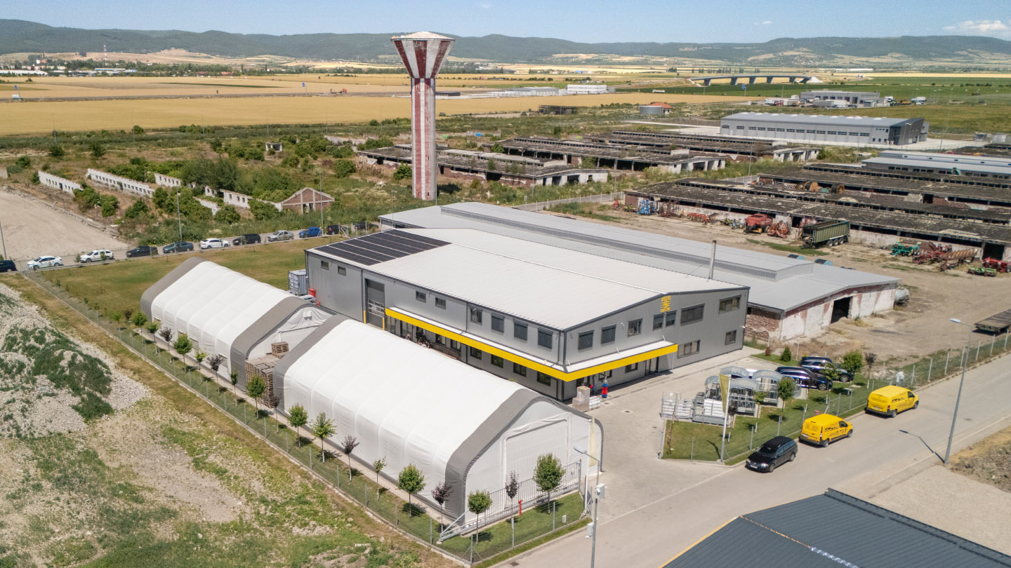 Sediul Agro Electro extins cu hale tip cort