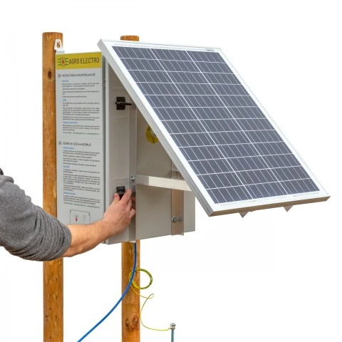 Aparat gard electric compact DL 7200 cu sistem solar 50 W