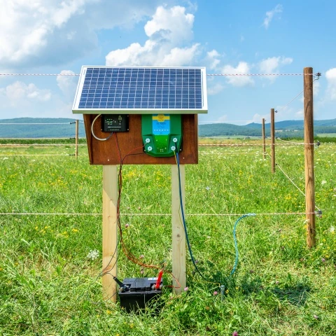 Aparat gard electric DL 7200, 7,2 Joule, cu sistem solar 50 W