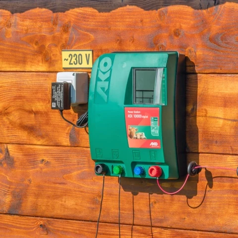 Aparat gard electric AKO Power Station XDi 10000 digital, 12/230 V, 10 Joule