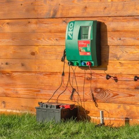 Aparat gard electric AKO Power Station XDi 10000 digital, 12/230 V, 10 Joule