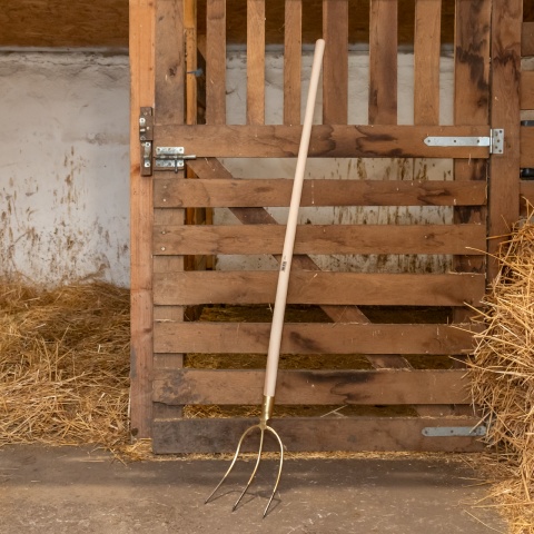 Furcă pentru fân și baloți, cu 3 coarne, fără coadă, 28 × 21 cm