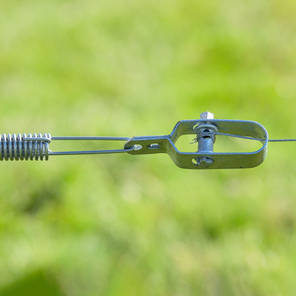 Întinzător 100 mm pentru sârmă gard electric
