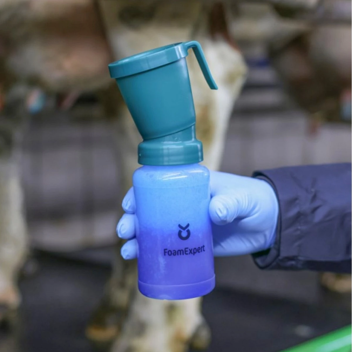 Pahar pentru dezinfecția mameloanelor, FoamExpert (cu spumă), 300 ml