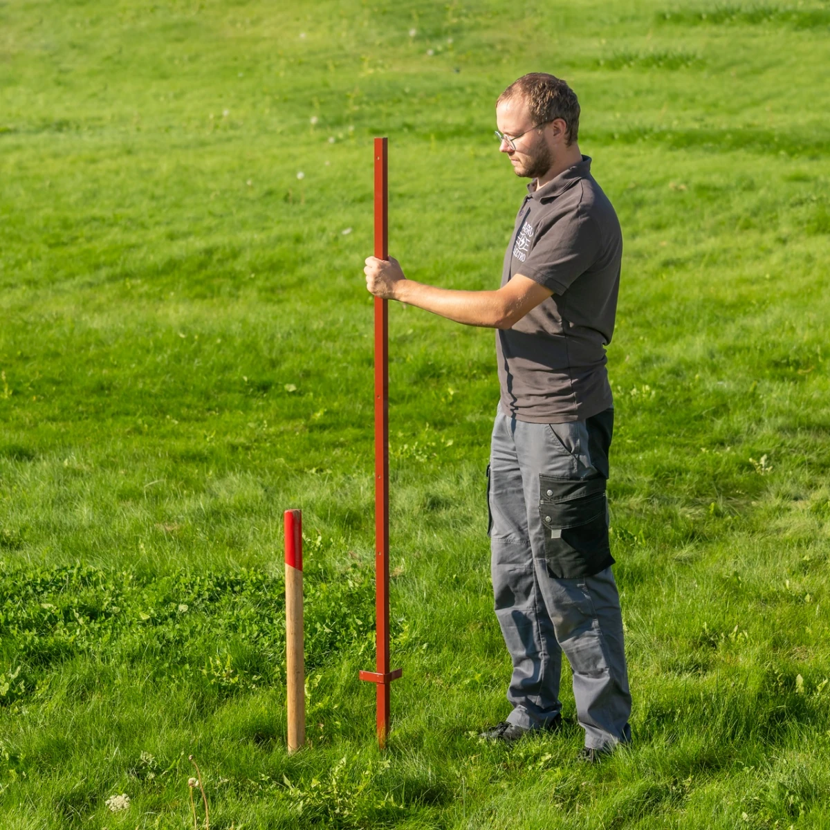 Stâlp din oțel cornier 25 × 25 mm, 165 cm, 10 buc.
