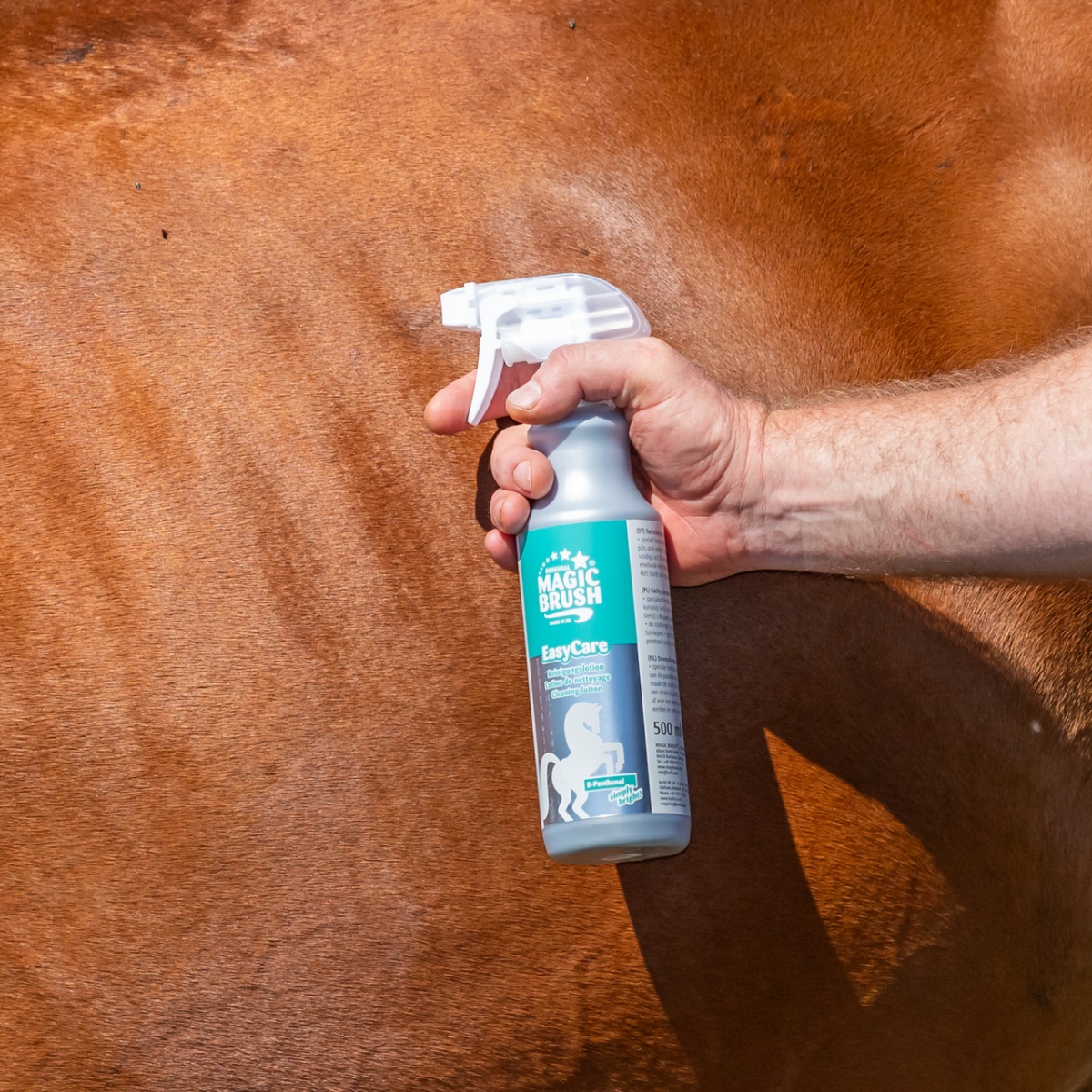 Spray de curățare pentru cai, MagicBrush, 500 ml